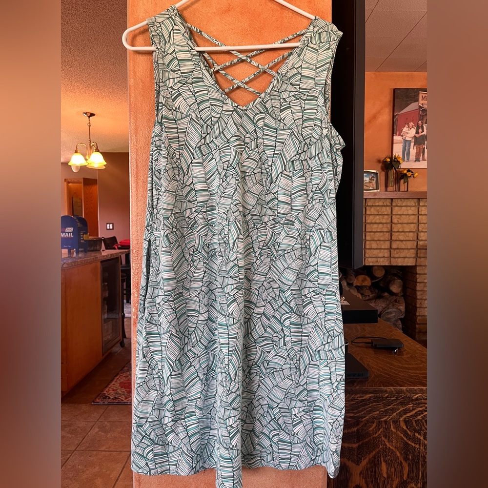 Title Nine Green and White Pattern Dress